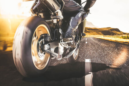 Servizio di passaggio di proprieta' per le moto